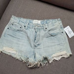 Cute short!